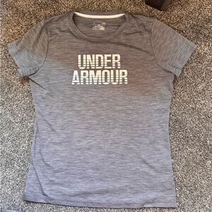 Under Armour t-shirt light grey and white in a size large